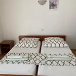 Simic דירה טרוגיר