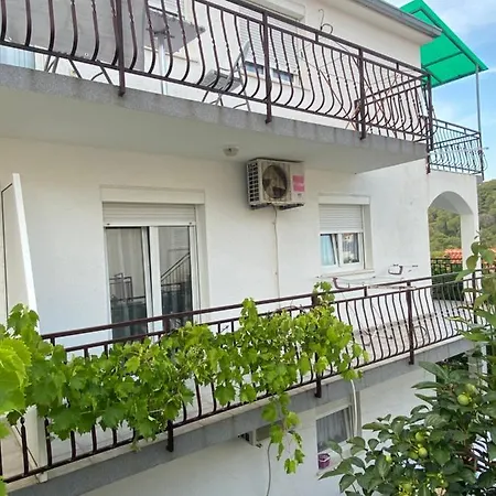 Apartament Simic *